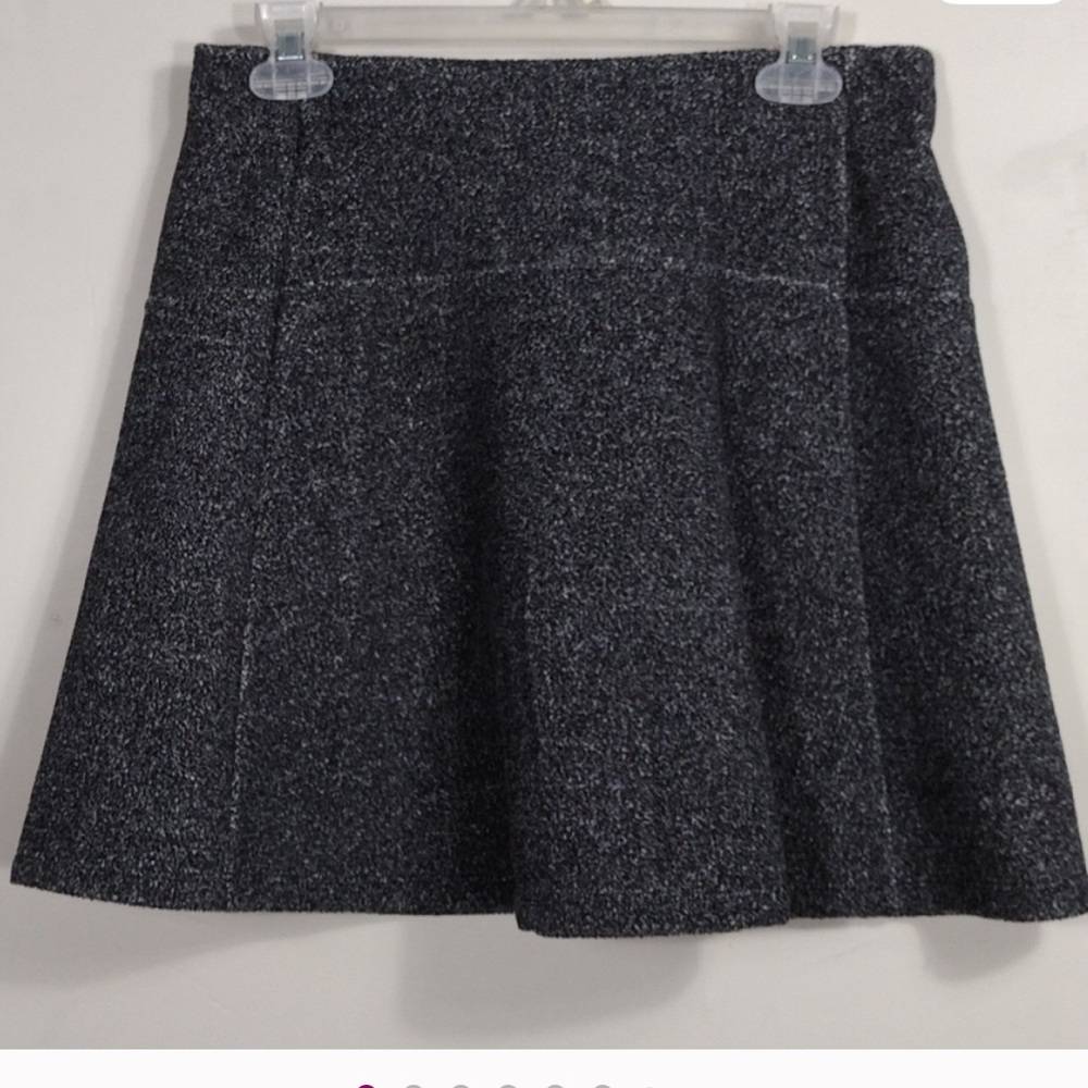 LOFT Gray Textured Flannel Fabric Skirt